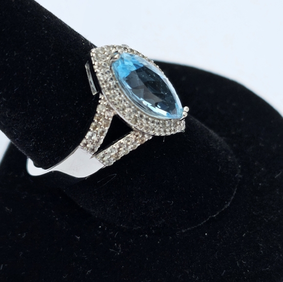 Vintage Sky Blue Topaz and White Zircon Sterling Silver Ring Size 10 - Picture 13 of 16